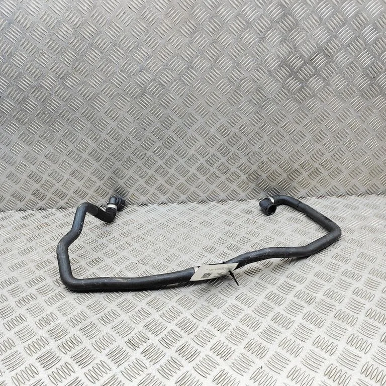 Motora dzesēšanas caurule (-es)/šļūtene (-es) A2055018984