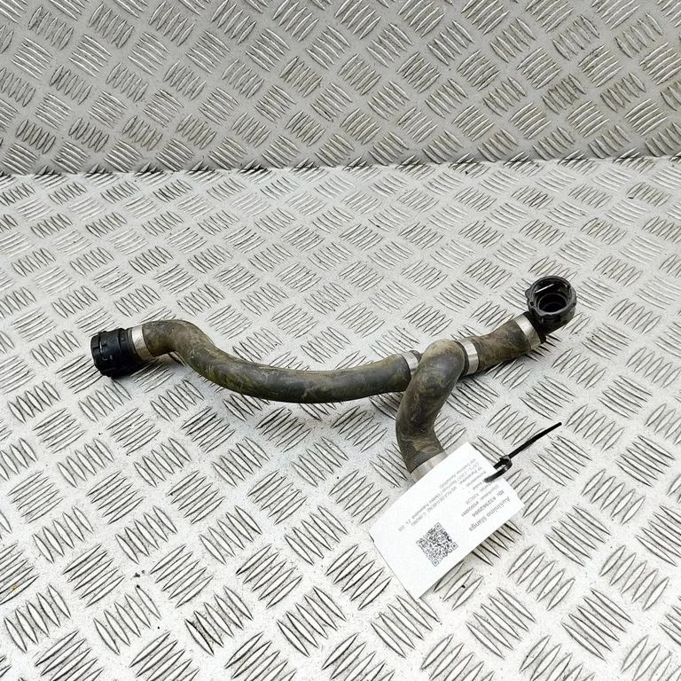 Motora dzesēšanas caurule (-es)/šļūtene (-es) A2055013291