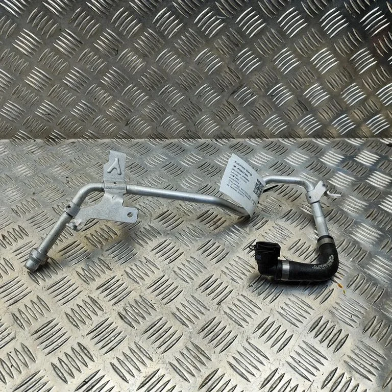 Motora dzesēšanas caurule (-es)/šļūtene (-es) A2562030602