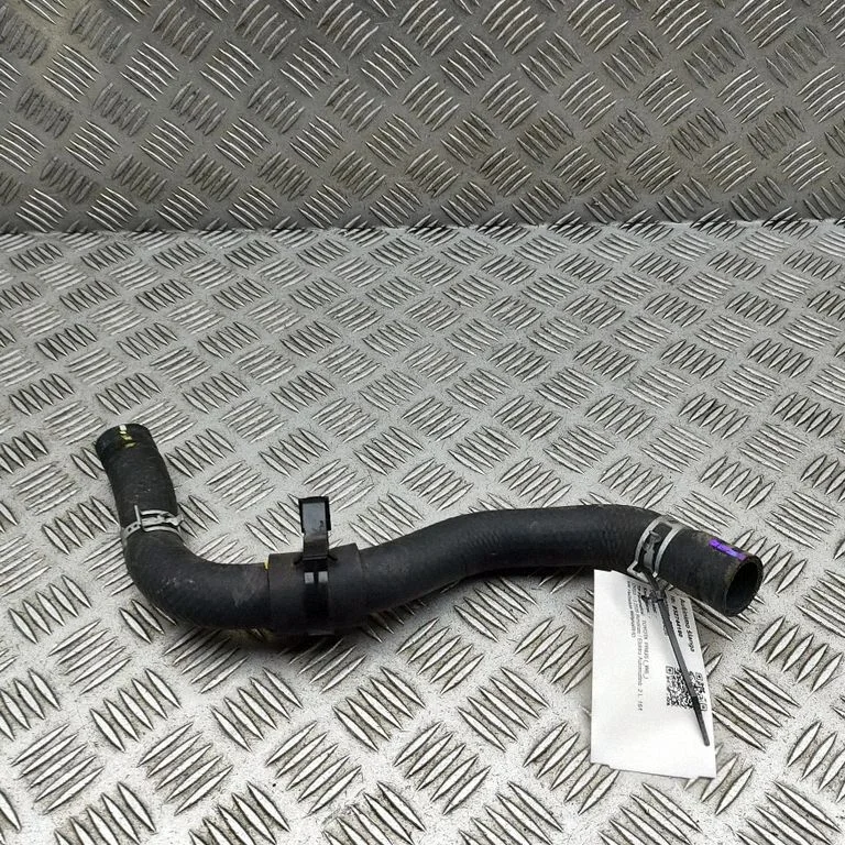 Engine coolant pipe/hose G922C16020