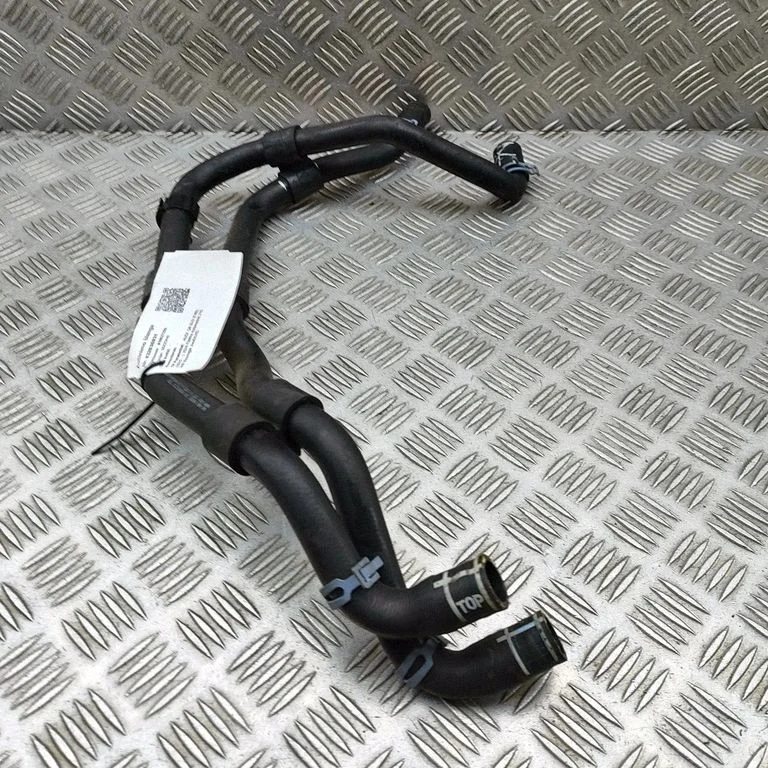Motora dzesēšanas caurule (-es)/šļūtene (-es) 1EA121157K