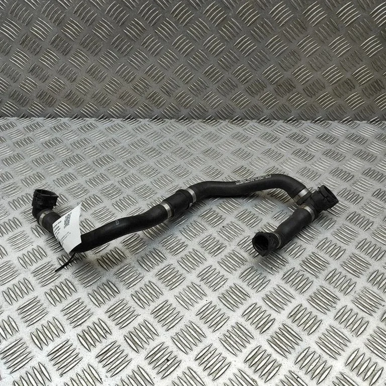 Engine coolant pipe/hose – Mercedes-Benz GLC-Class C253 (2016-)
