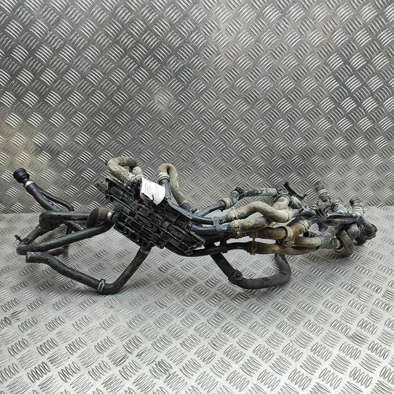 Motora dzesēšanas caurule (-es)/šļūtene (-es) 1EA122101CH