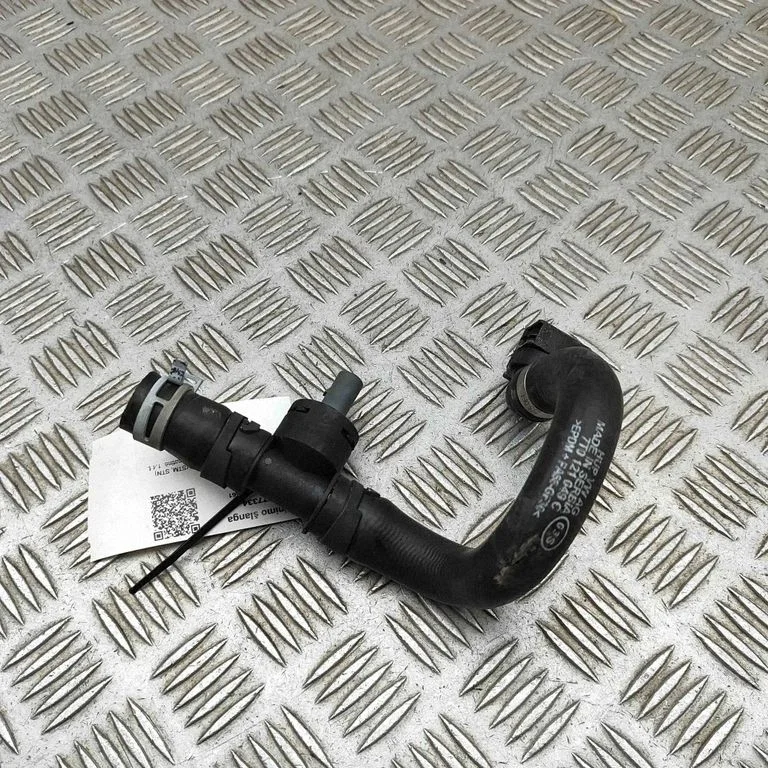 Mootori jahutusvedeliku toru / voolik 7T0121049C