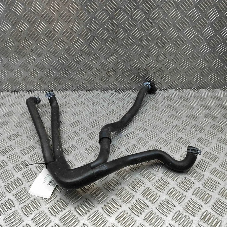 Mootori jahutusvedeliku toru / voolik 7T0819486C