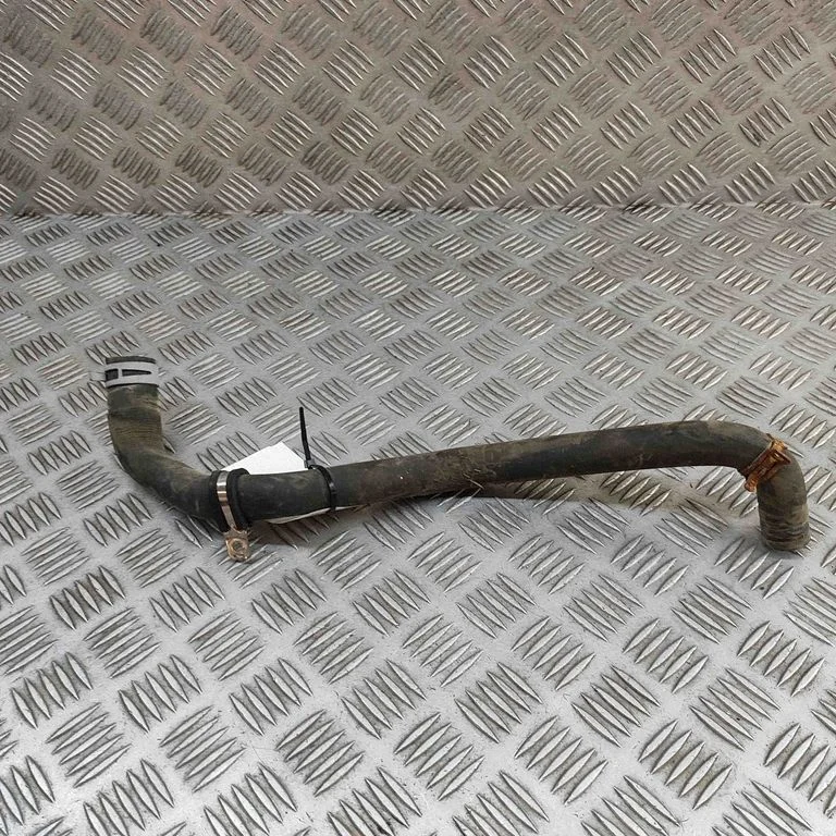 Engine coolant pipe/hose 103081600E