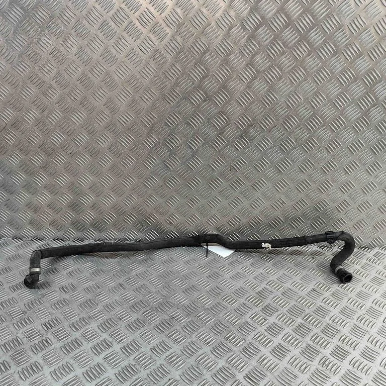 Motora dzesēšanas caurule (-es)/šļūtene (-es) 9314673