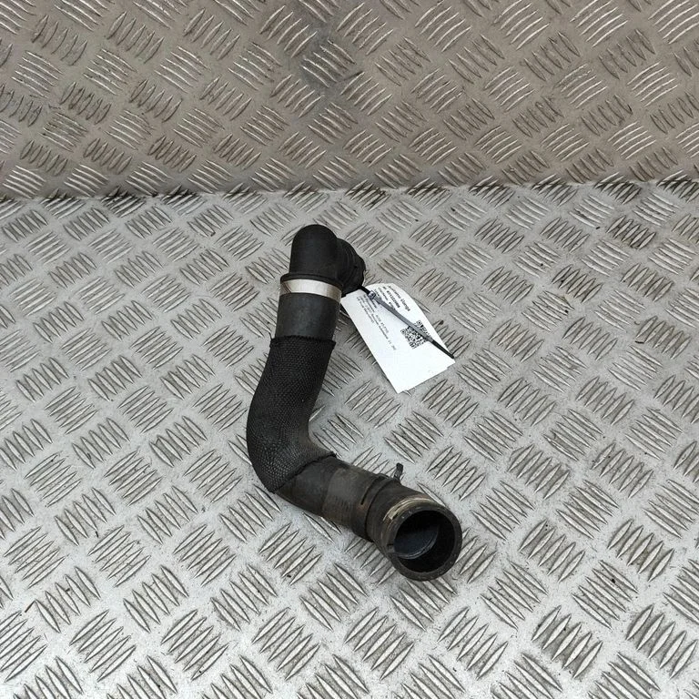 Engine coolant pipe/hose 8W0122101AA