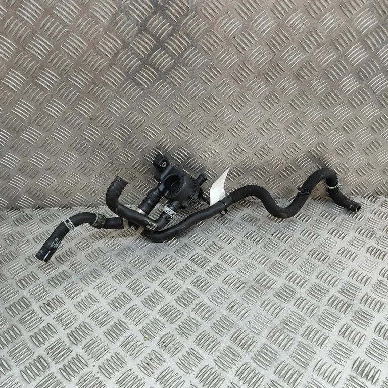Engine coolant pipe/hose – Volvo XC90 (2014-)