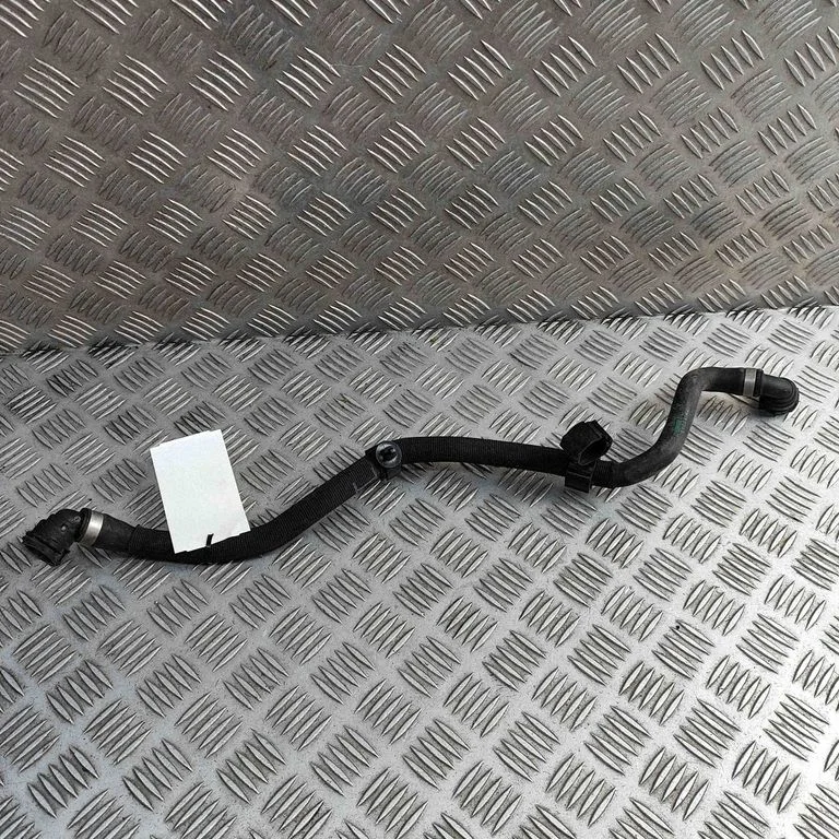 Engine coolant pipe/hose 8654869