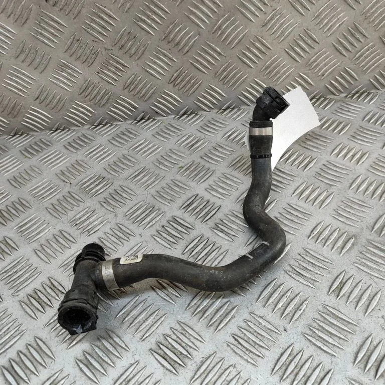 Engine coolant pipe/hose 8654832