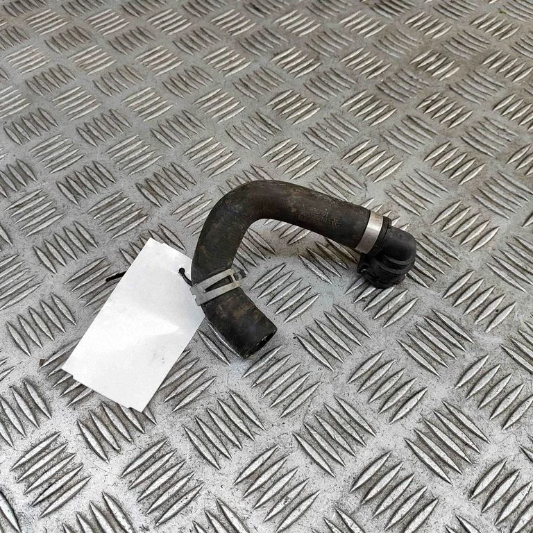 Engine coolant pipe/hose 9398957