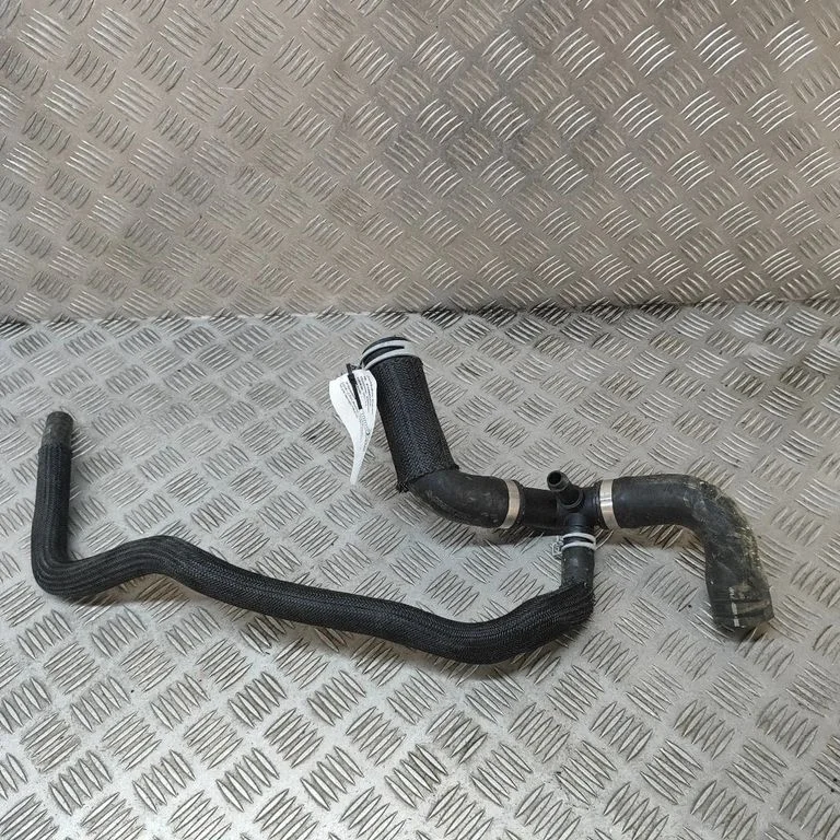 Motora dzesēšanas caurule (-es)/šļūtene (-es) LX6188550HAE