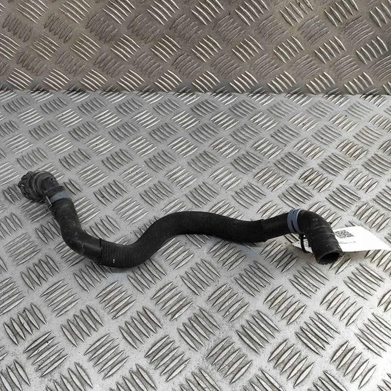 Engine coolant pipe/hose 2Q0122157B