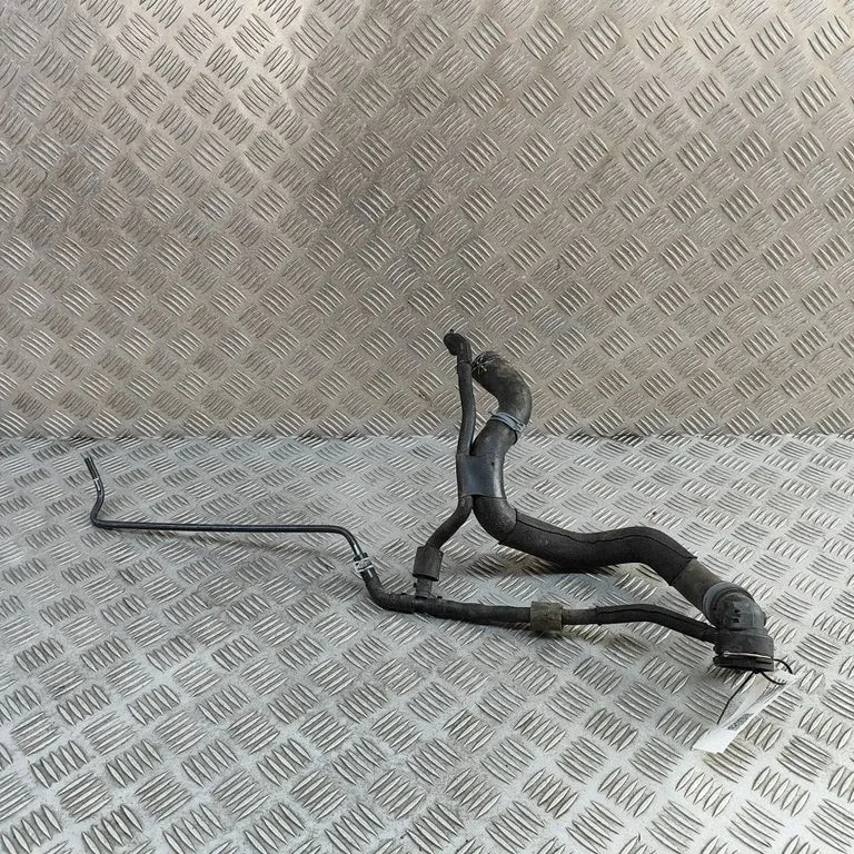 Engine coolant pipe/hose 04E121064E