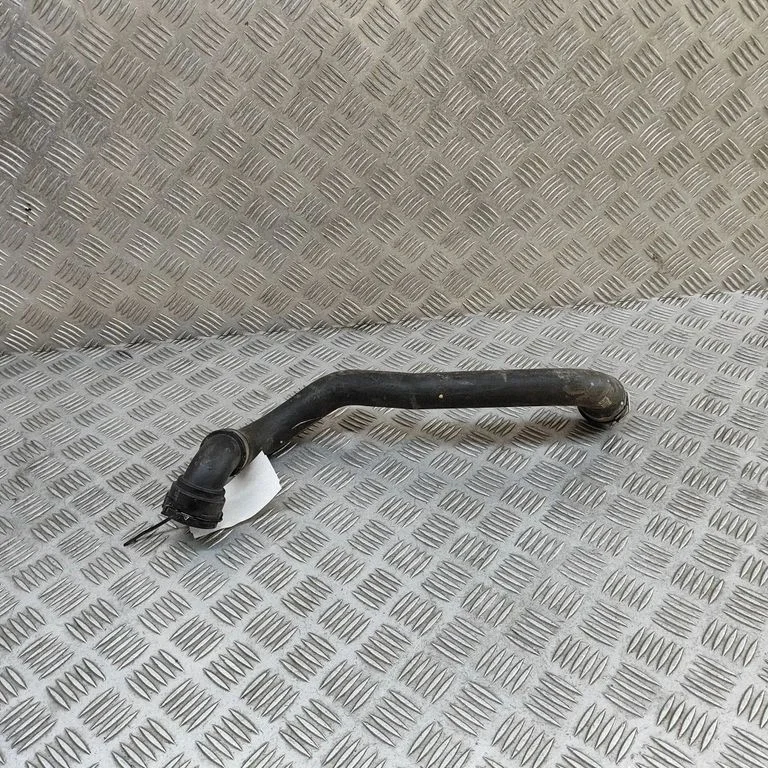 Engine coolant pipe/hose A1675014801