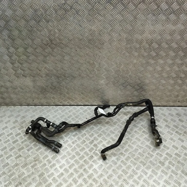 Engine coolant pipe/hose 5Q0122086F