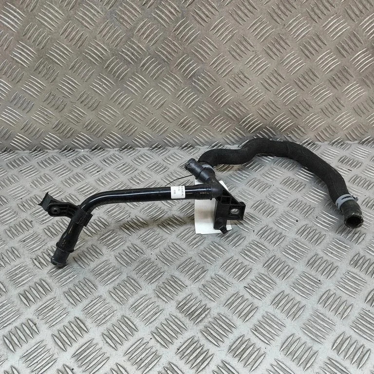 Mootori jahutusvedeliku toru / voolik 4KE145925D – Audi RS Q8 (2019-)