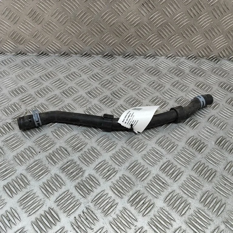 Mootori jahutusvedeliku toru / voolik 4KE121609S – Audi RS Q8 (2019-)