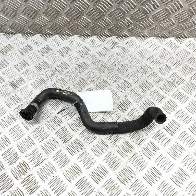 Engine coolant pipe/hose 9367391