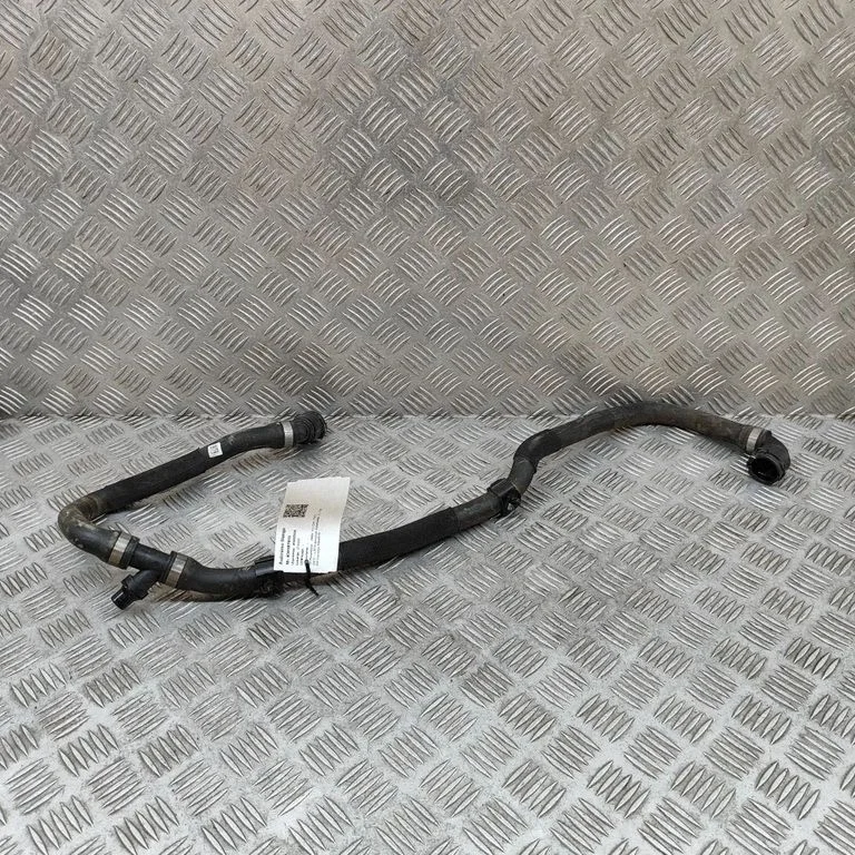 Motora dzesēšanas caurule (-es)/šļūtene (-es) 9894741