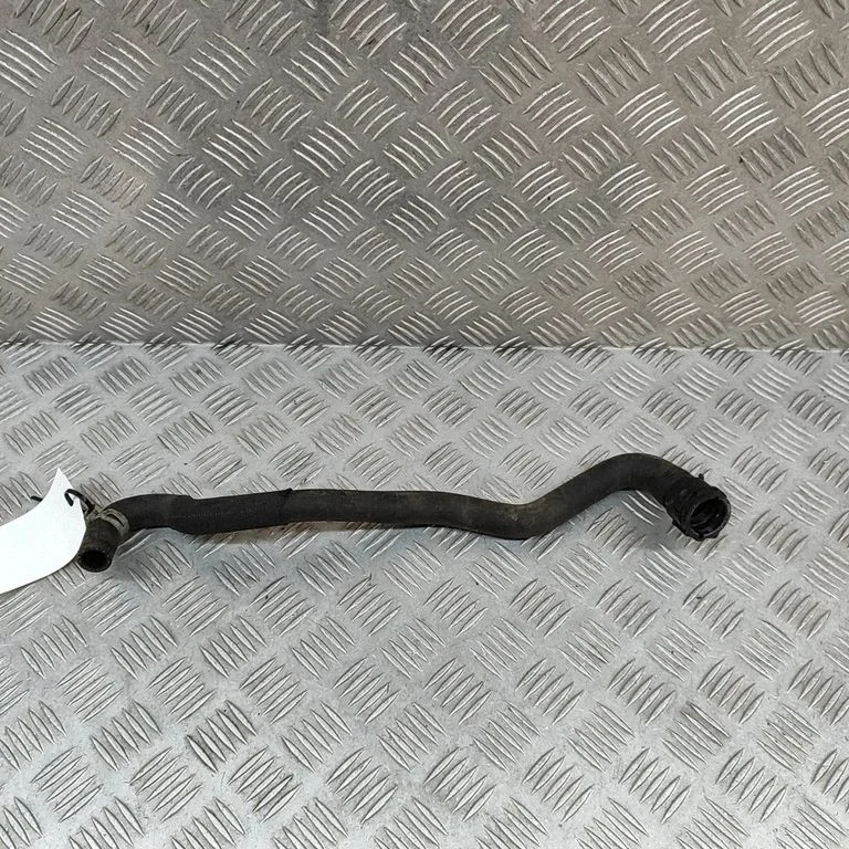 Engine coolant pipe/hose CPLA7752AB