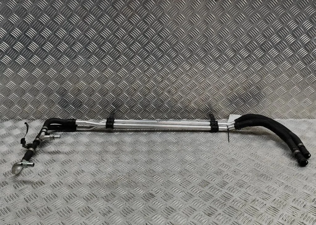 Przewody układu chłodzenia silnika LX6110C775HB