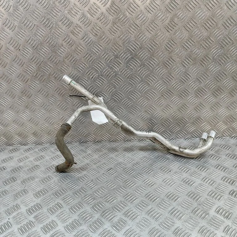 Engine coolant pipe/hose