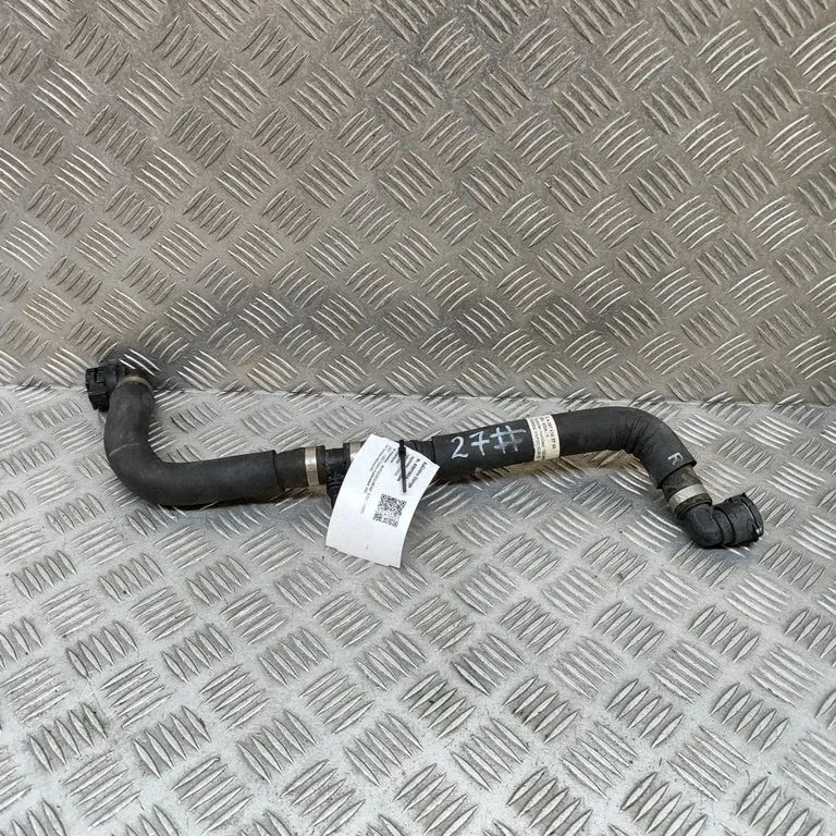 Motora dzesēšanas caurule (-es)/šļūtene (-es) A2978305702