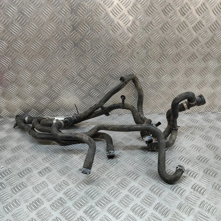 Motora dzesēšanas caurule (-es)/šļūtene (-es) – Polestar 2 (2020-)