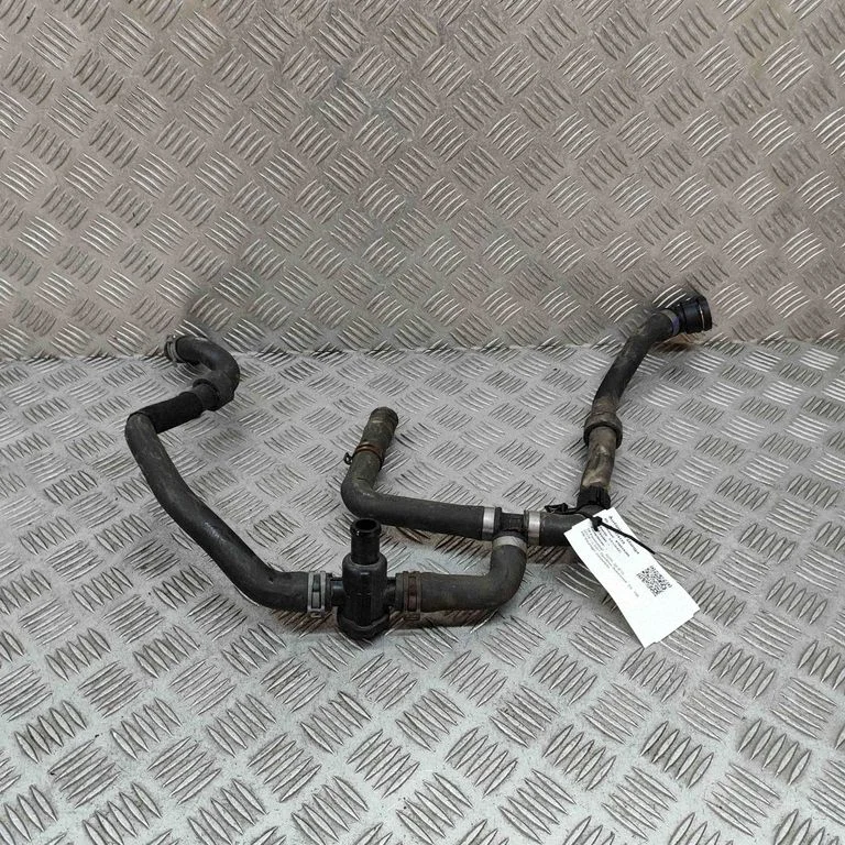 Motora dzesēšanas caurule (-es)/šļūtene (-es) 80A145919BK