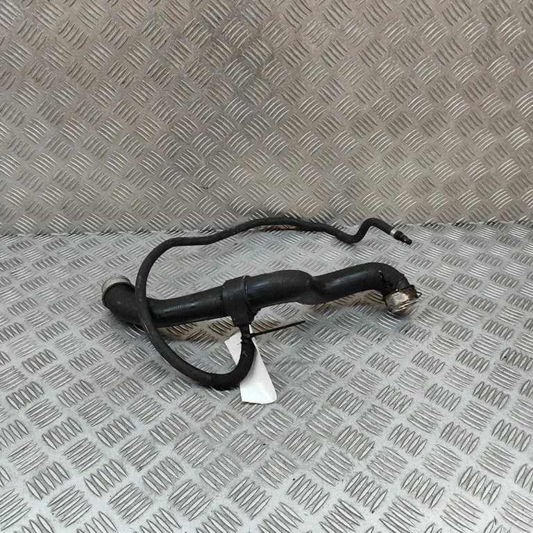 Mootori jahutusvedeliku toru / voolik A2215013784
