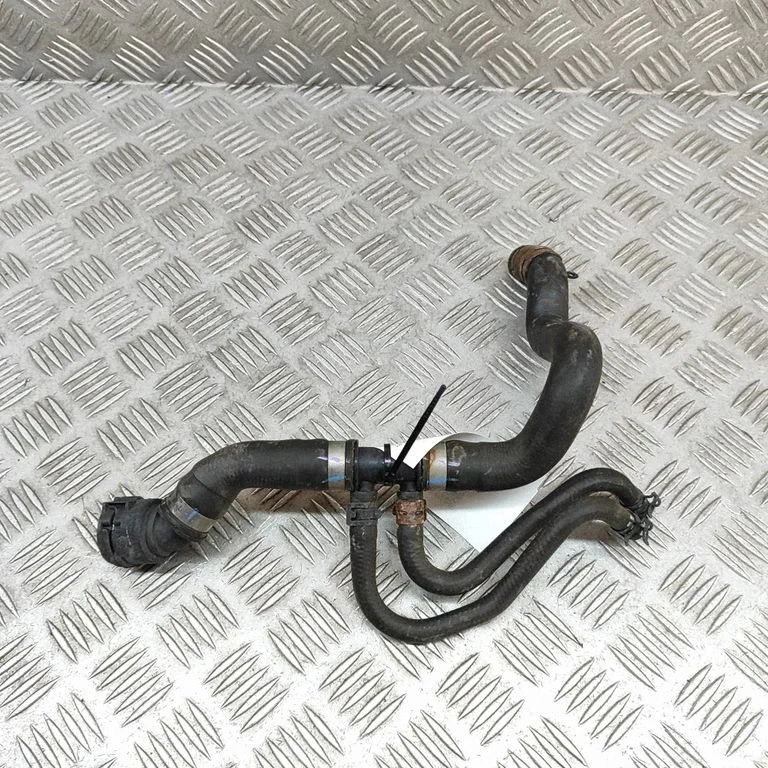 Engine coolant pipe/hose A1675012503