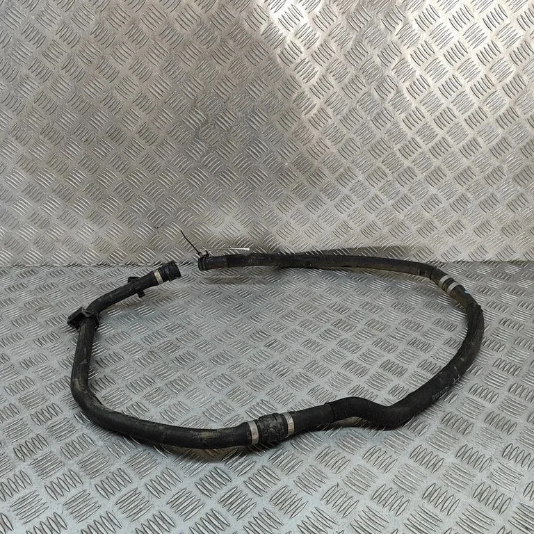 Mootori jahutusvedeliku toru / voolik A9105001000