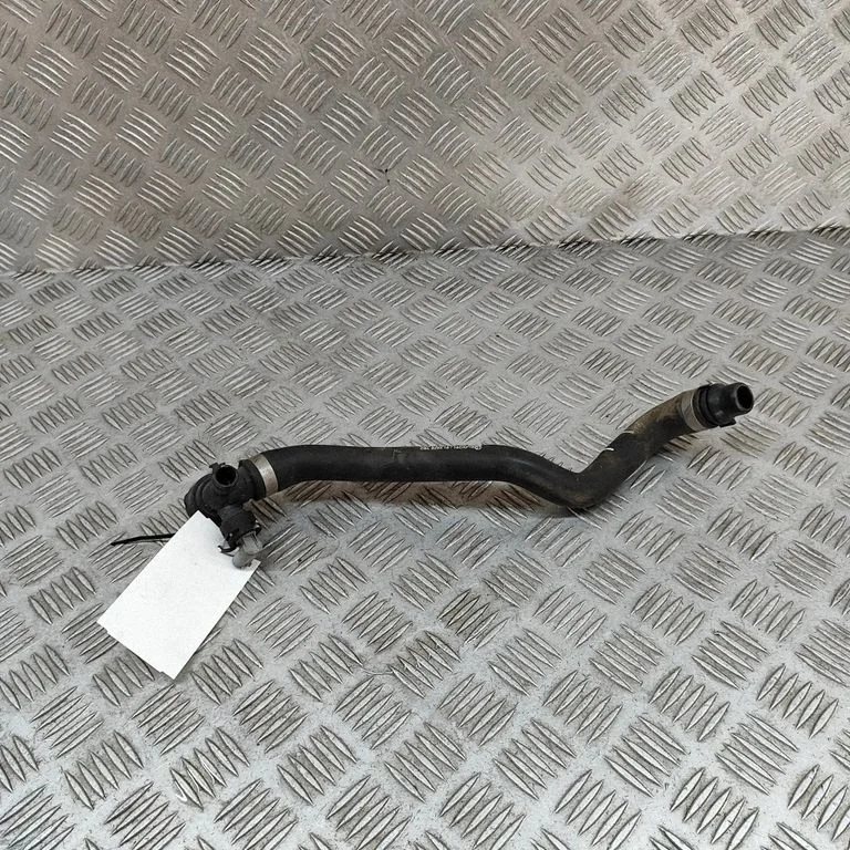 Engine coolant pipe/hose – Mercedes-Benz Sprinter W907 W910 (2018-)