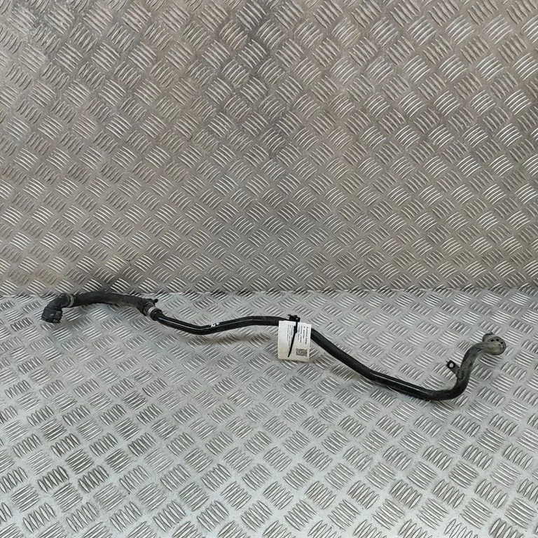 Motora dzesēšanas caurule (-es)/šļūtene (-es) A2965011300