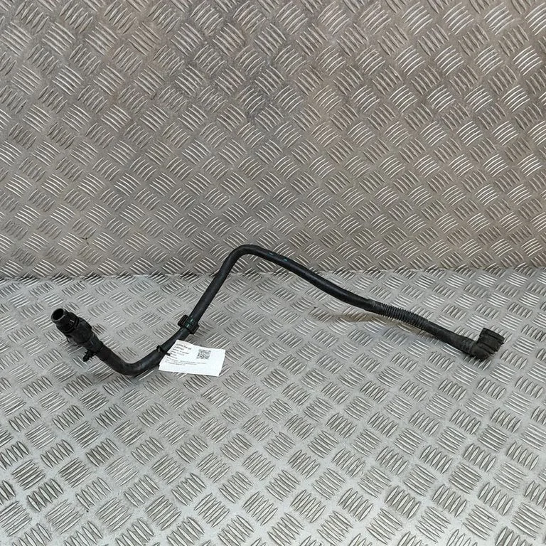 Motora dzesēšanas caurule (-es)/šļūtene (-es) A2975011900