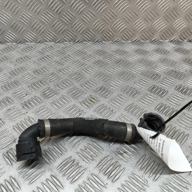 Mootori jahutusvedeliku toru / voolik A1675017800