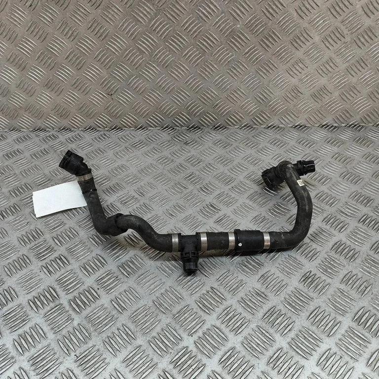Engine coolant pipe/hose 8833642