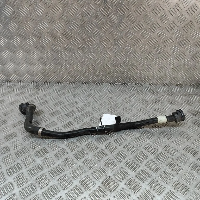 Engine coolant pipe/hose 8475135
