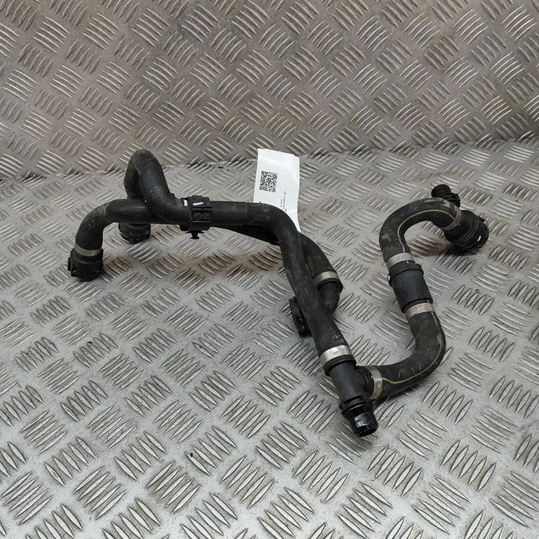 Engine coolant pipe/hose 8475129
