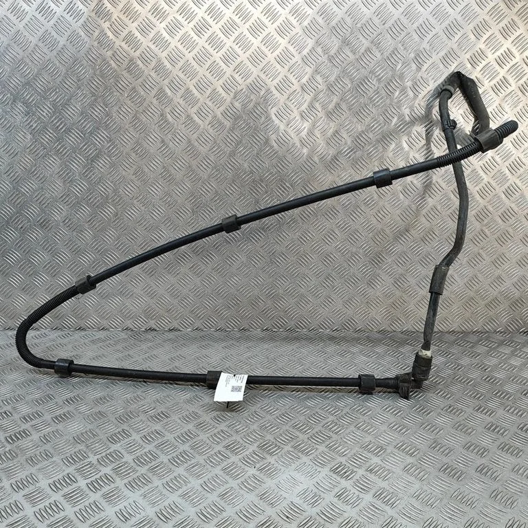 Engine coolant pipe/hose 8475138