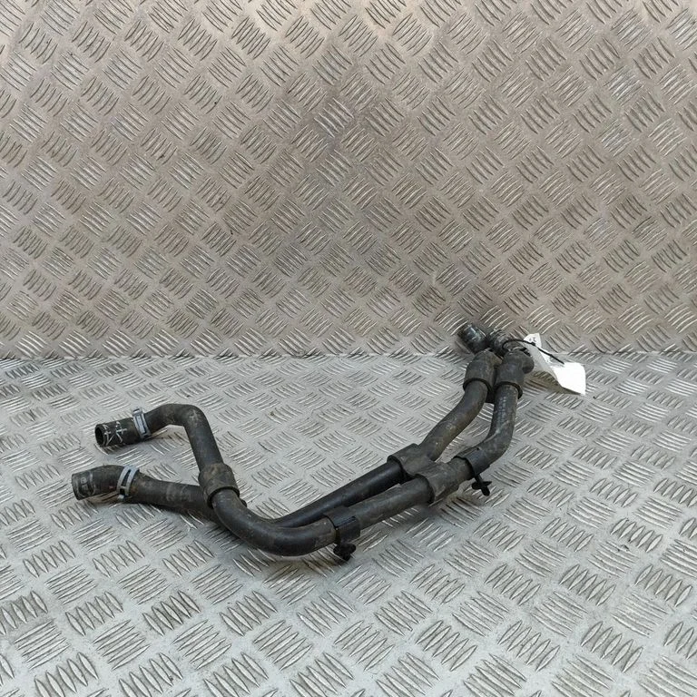 Engine coolant pipe/hose 1EA121157K