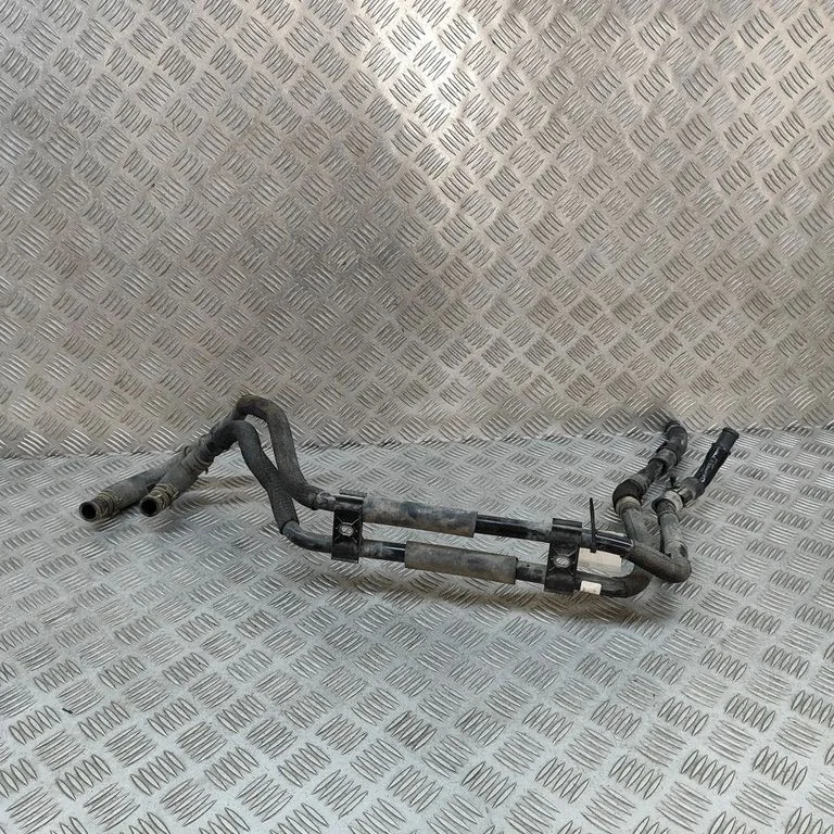 Motora dzesēšanas caurule (-es)/šļūtene (-es) 4KE121548P