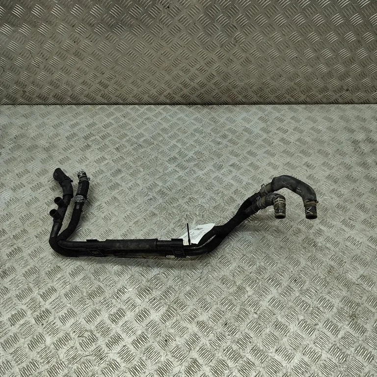 Engine coolant pipe/hose 4KE121548M
