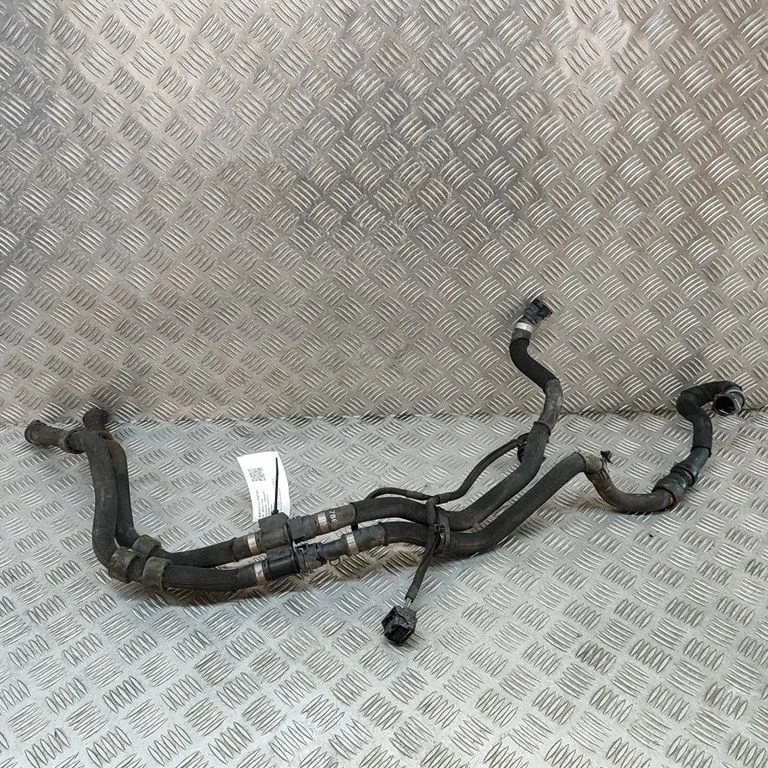 Motora dzesēšanas caurule (-es)/šļūtene (-es) 9834378680