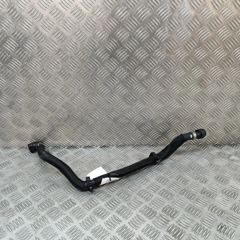 Motora dzesēšanas caurule (-es)/šļūtene (-es) 9841019680