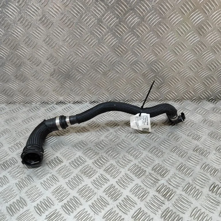 Motora dzesēšanas caurule (-es)/šļūtene (-es) 9840946780