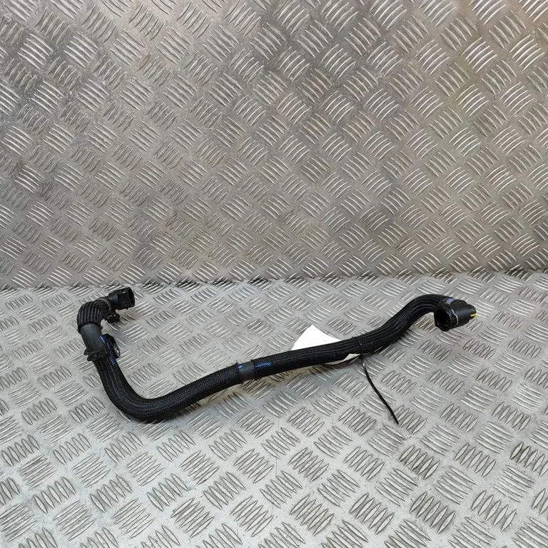 Motora dzesēšanas caurule (-es)/šļūtene (-es) 9844818980