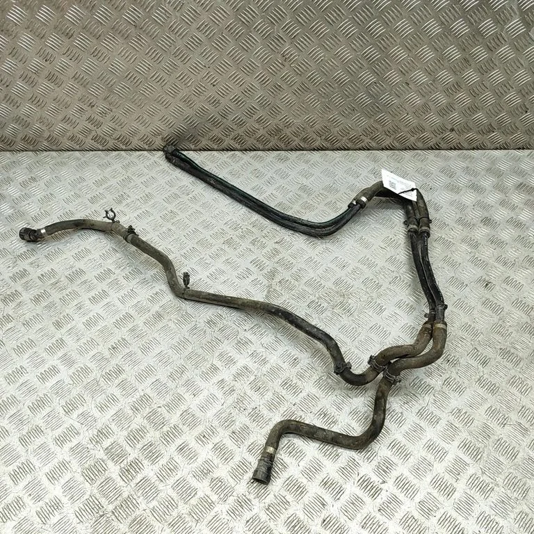 Engine coolant pipe/hose 31368681